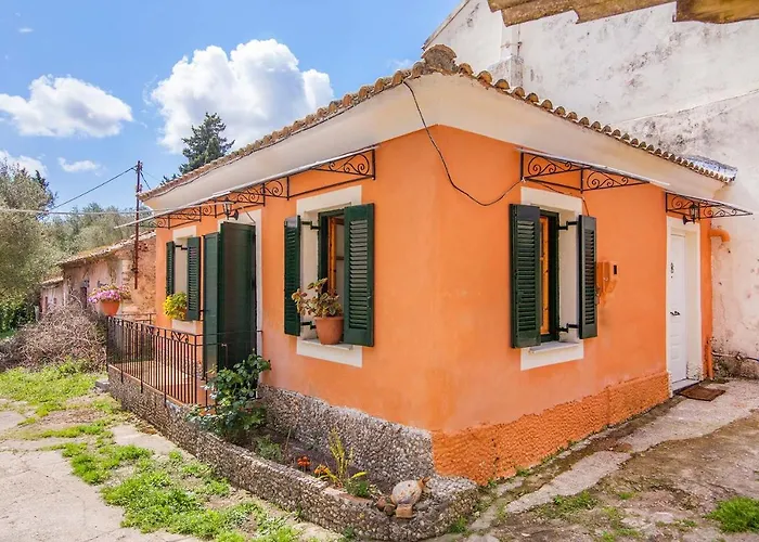 Old Barber Shop By Konnect, 1,2km From (adults Only) Ferienhaus Dassia (Corfu)