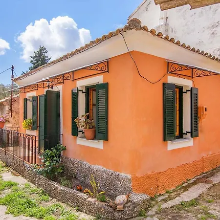 Old Barber Shop By Konnect, 1,2km From (adults Only) Tatil Evi Dassia (Corfu)